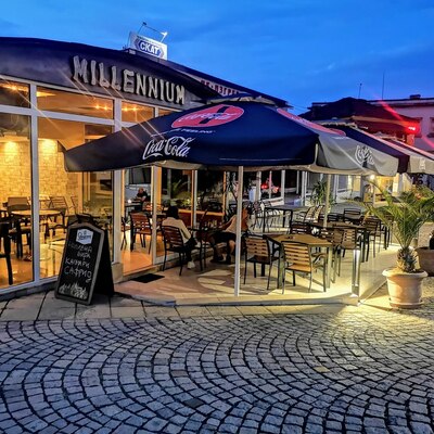 Bar & dinner Millennium