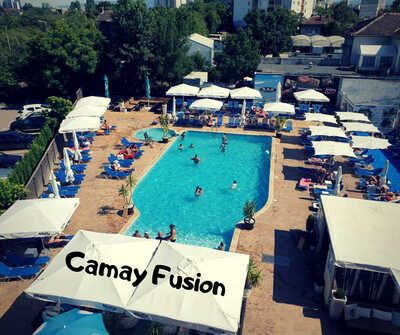Club Camay image