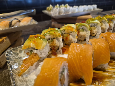 Sushi bar & dinner Fujiyama