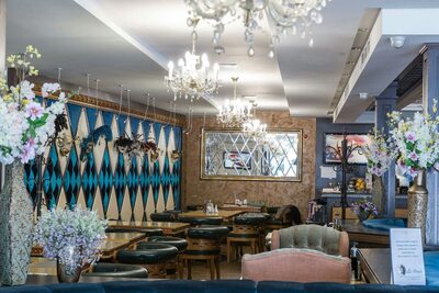 La Strada Bar & Food