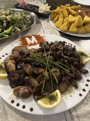 Механа Мечката image