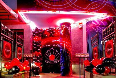 Modera Night Club image