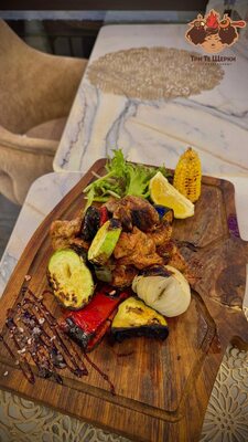 Трите Щерки Grill & Restaurant image