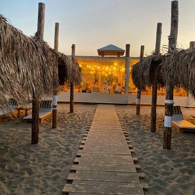SEE ME BEACH