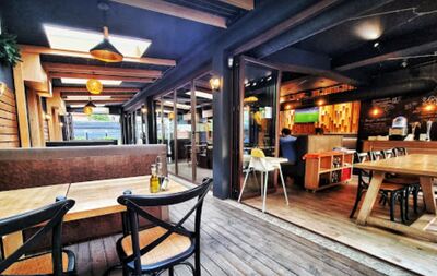 SNOBS foodbar & cafe image