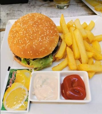 SNOBS foodbar & cafe