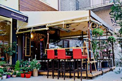 Teos Bar