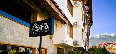 White Lavina food & wine